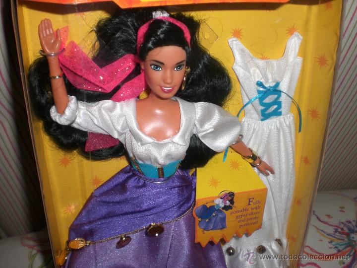 barbie esmeralda jorobado