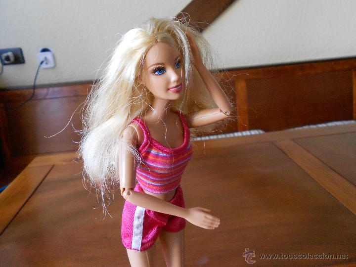 Barbie y Ken: MU&Ntilde;ECA BARBIE DE MATTEL 2005 - Foto 1
