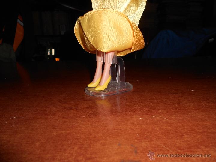 Barbie y Ken: BARBIE DISNEY BLANCANIEVES (MODELO 2) - Foto 2