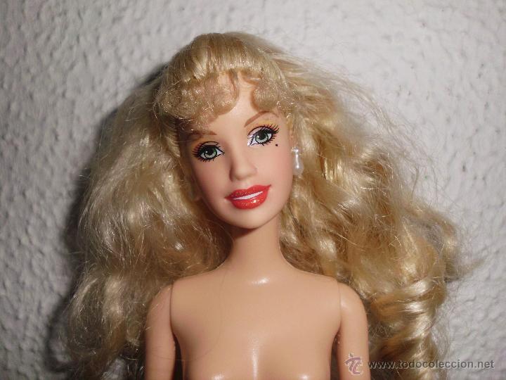 barbie en un cuento de navidad muñeca