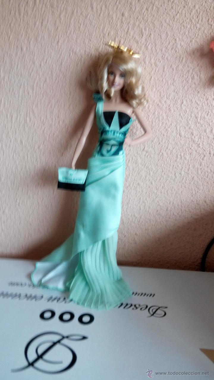 barbie estatua de la libertad