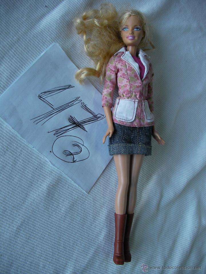 Barbie y Ken: --- BARBIE CON ROPA --- - Foto 1