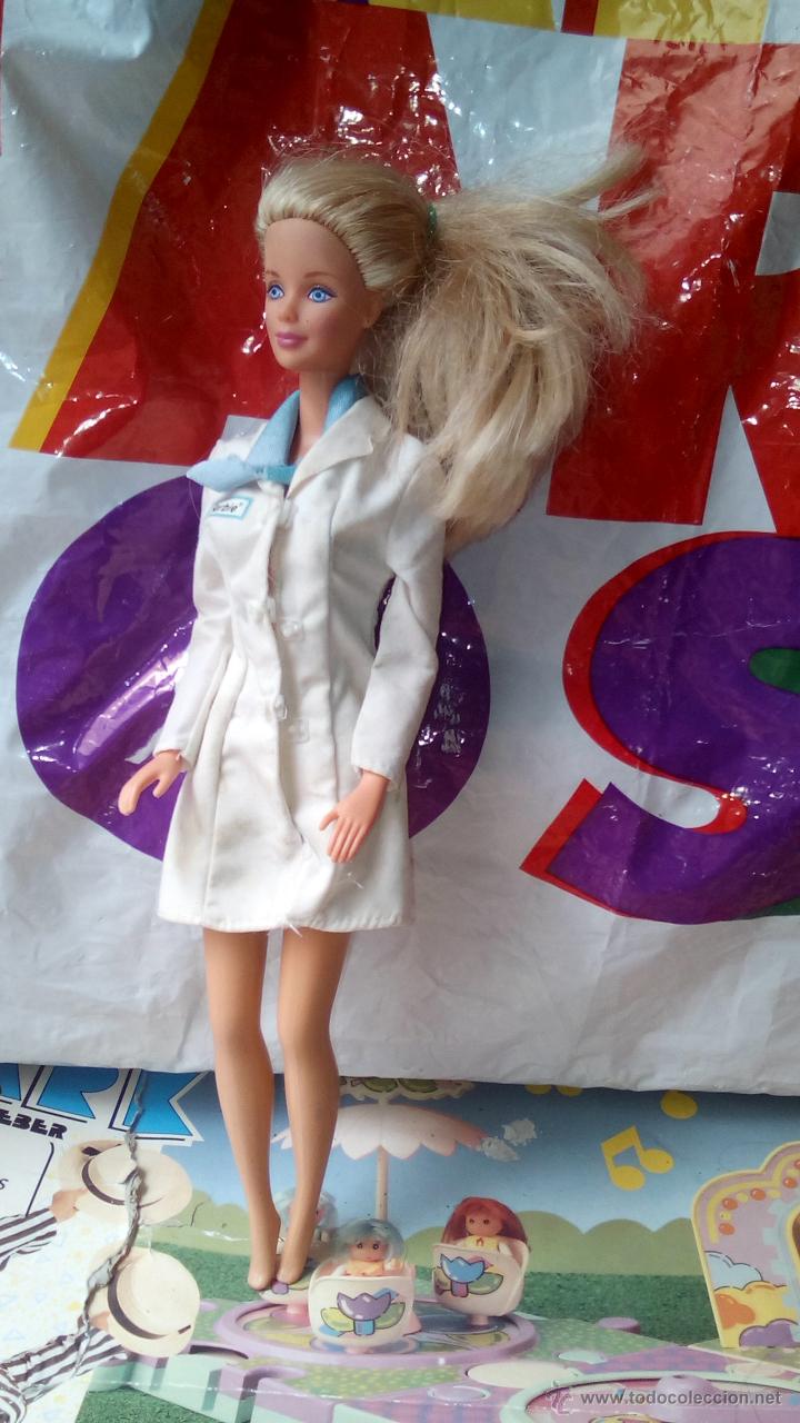 Barbie y Ken: Mu&ntilde;eca Barbie doctora - Foto 1