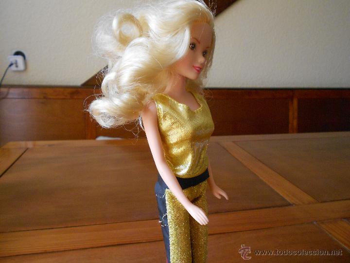 Barbie y Ken: SIMP&Aacute;TICA MU&Ntilde;ECA BARBIE DISNEY - Foto 2