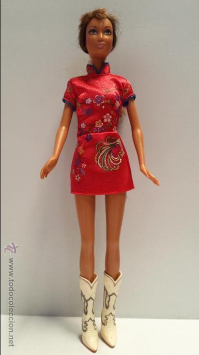 Barbie y Ken: MU&Ntilde;ECA BARBIE CON VESTIDO - - Foto 1
