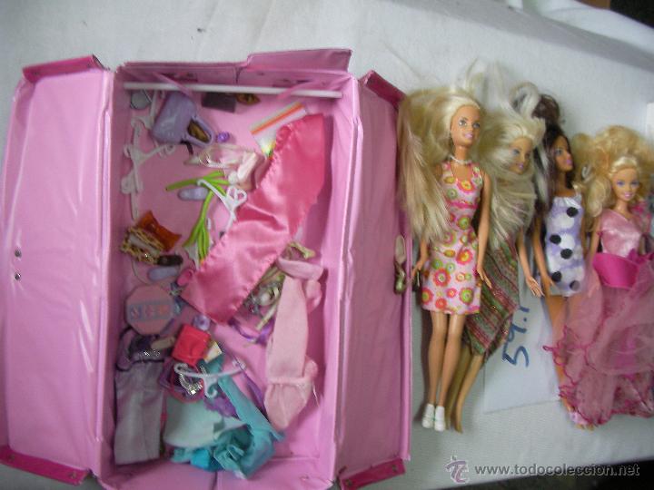 Barbie y Ken: GRAN LOTE BARBIE - MU&Ntilde;ECAS, VESTIDOS, COMPLEMENTOS Y ARMARIO - Foto 4