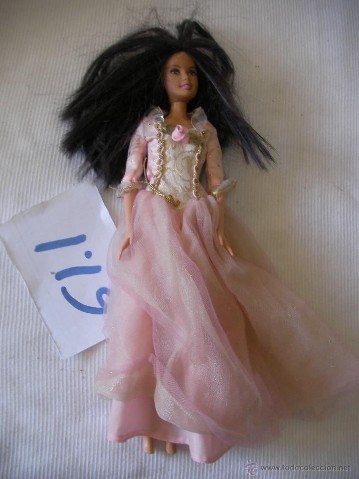 Barbie y Ken: --- BARBIE CON ROPA --- - Foto 1