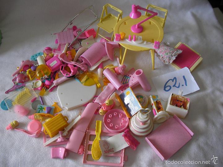 Barbie y Ken: GRAN LOTE COMPLEMENTOS BARBIE - Foto 1