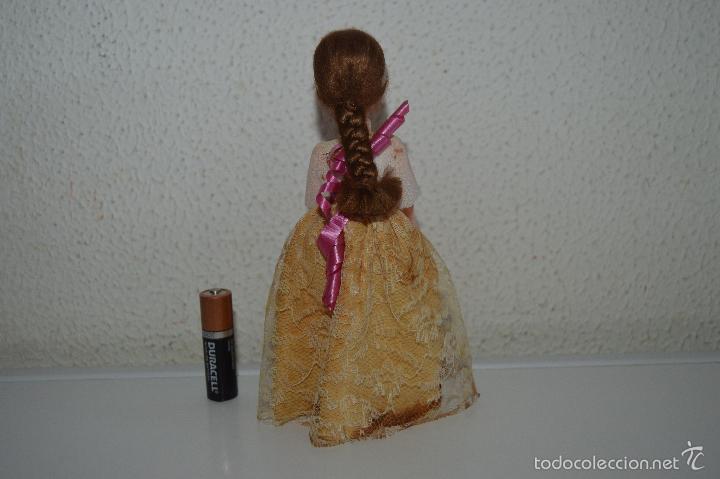 Barbie y Ken: preciosa y antigua mu&ntilde;eca de comunion - Foto 4