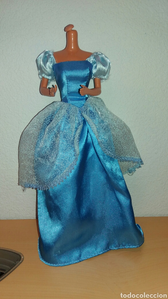 Barbie et Ken: Vestido princesa Disney o mu&ntilde;eca Barbie