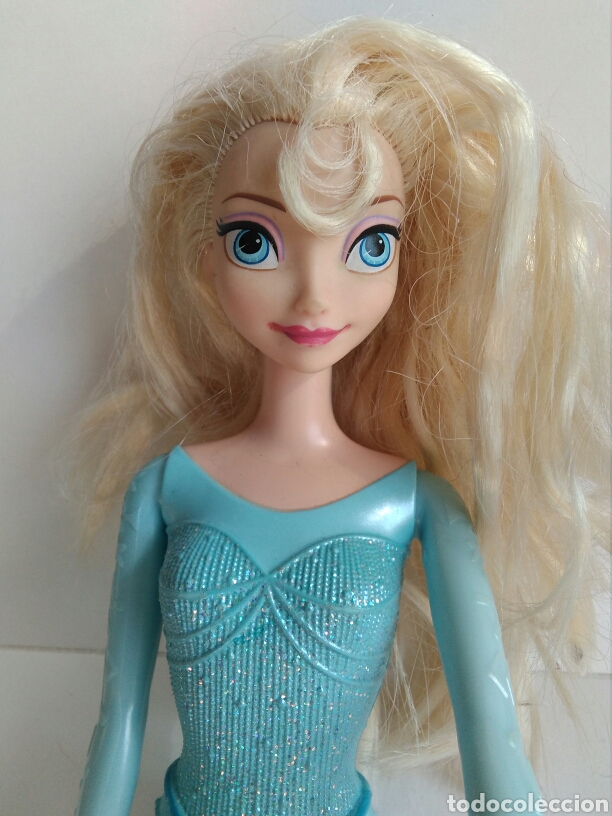 elsa with barbie
