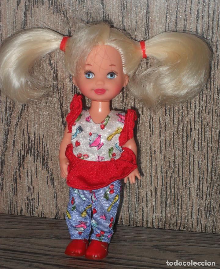 Barbie y Ken: MU&Ntilde;ECA SHELLY DE BARBIE MATTEL - Foto 1