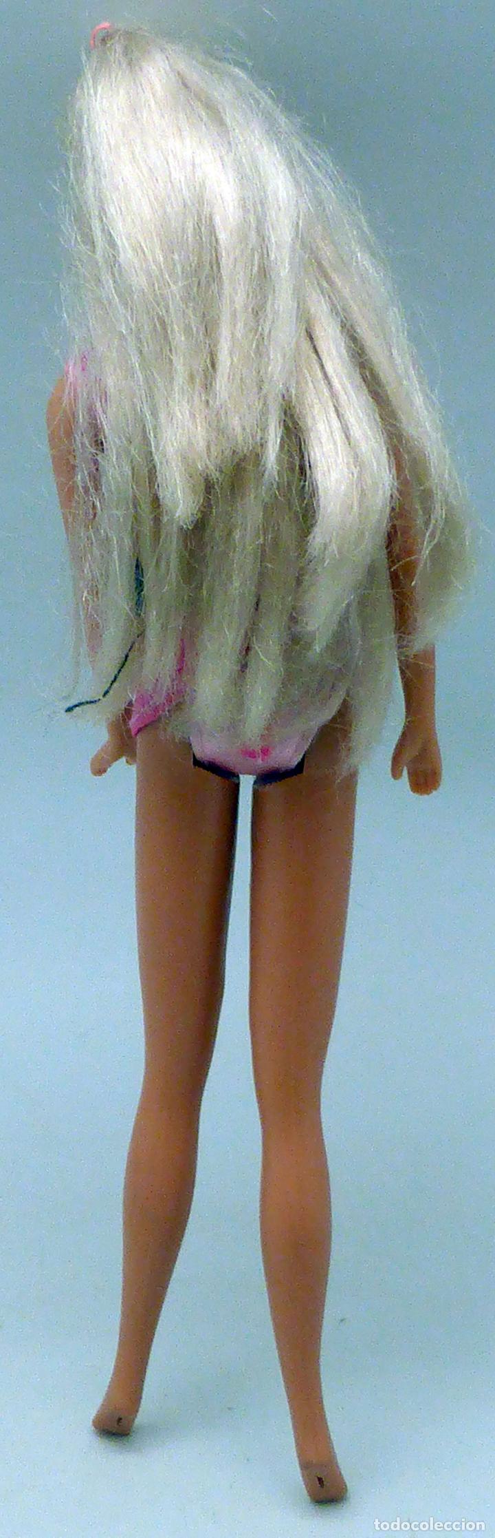 Barbie y Ken: Mu&ntilde;eca tipo Barbie Made in China - Foto 2