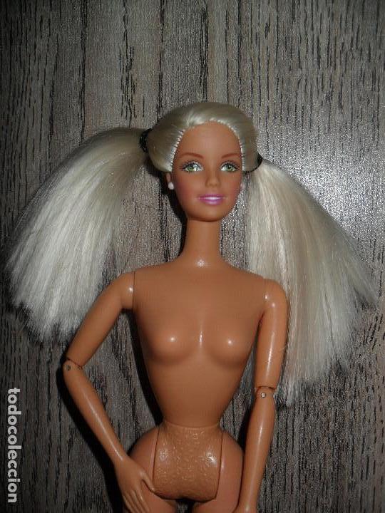 Barbie y Ken: Mu&ntilde;eca Barbie Krissy Mattel - Foto 1