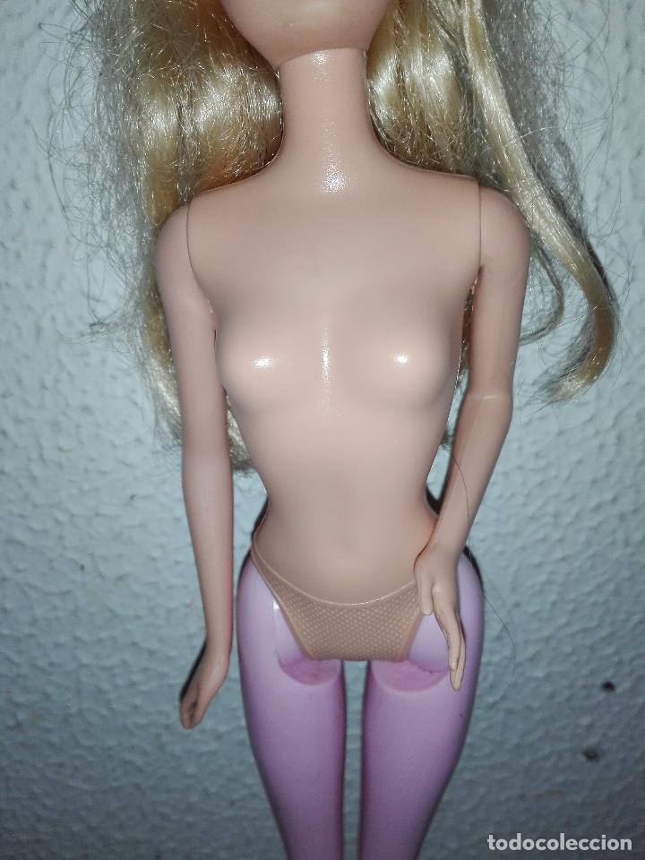 Barbie y Ken: Mu&ntilde;eca Barbie mosquetera cbayp - Foto 2