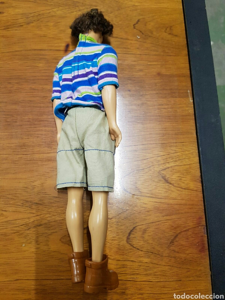 Barbie y Ken: Mu&ntilde;eco Mattel con la ropa - Foto 3