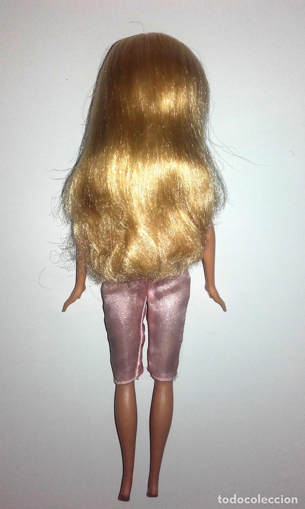 Barbie y Ken: MU&Ntilde;ECA BARBIE CON ROPA MATTEL - Foto 3
