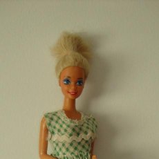 Barbie y Ken: (TC-109) MUÑECA BARBIE CUELLO MATTEL 1976 ESPALDA MATTEL 1966 CHINA. Lote 112533783