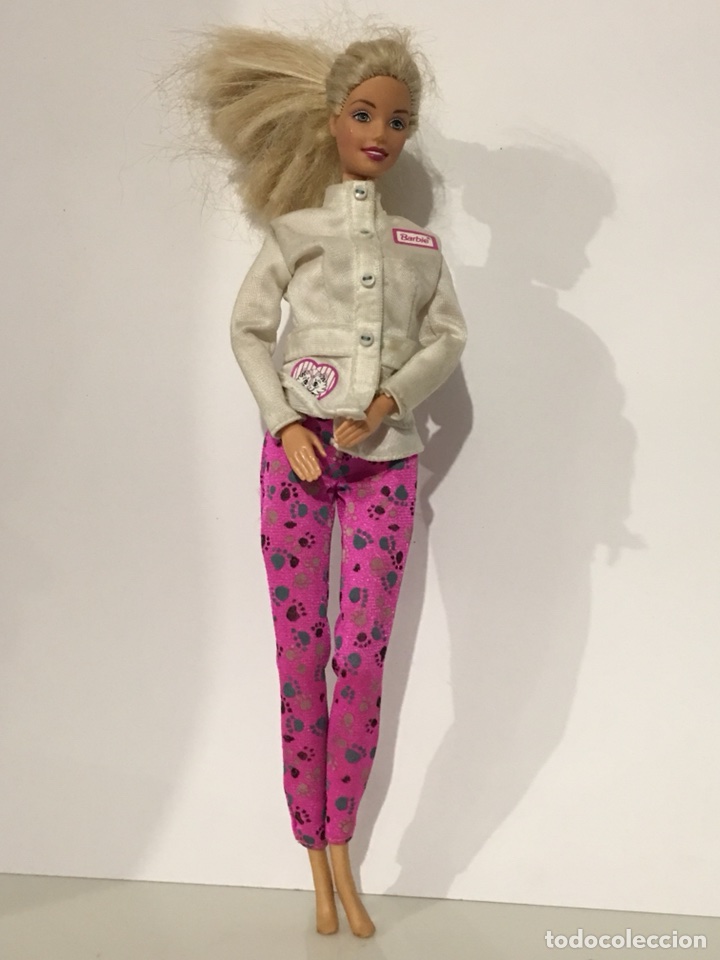 Barbie and Ken: MUÑECA - BARBIE VETERINARIA - MATTEL 1999