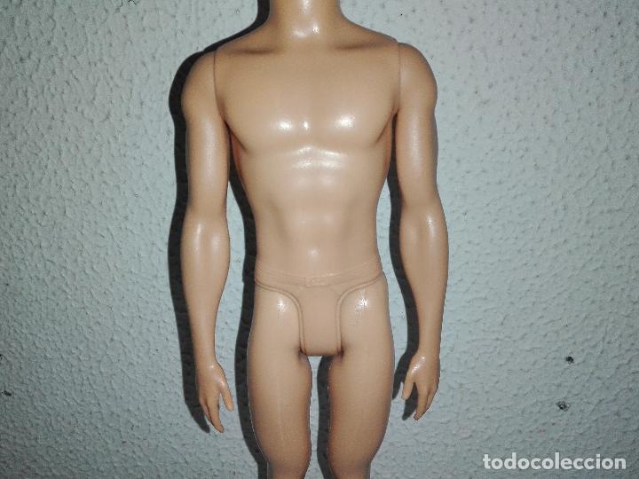 Barbie y Ken: Mu&ntilde;eco ken con gafas - Foto 3
