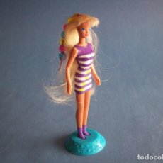 Barbie y Ken: BARBIE DE MCDONALDS VESTIDO A RAYAS