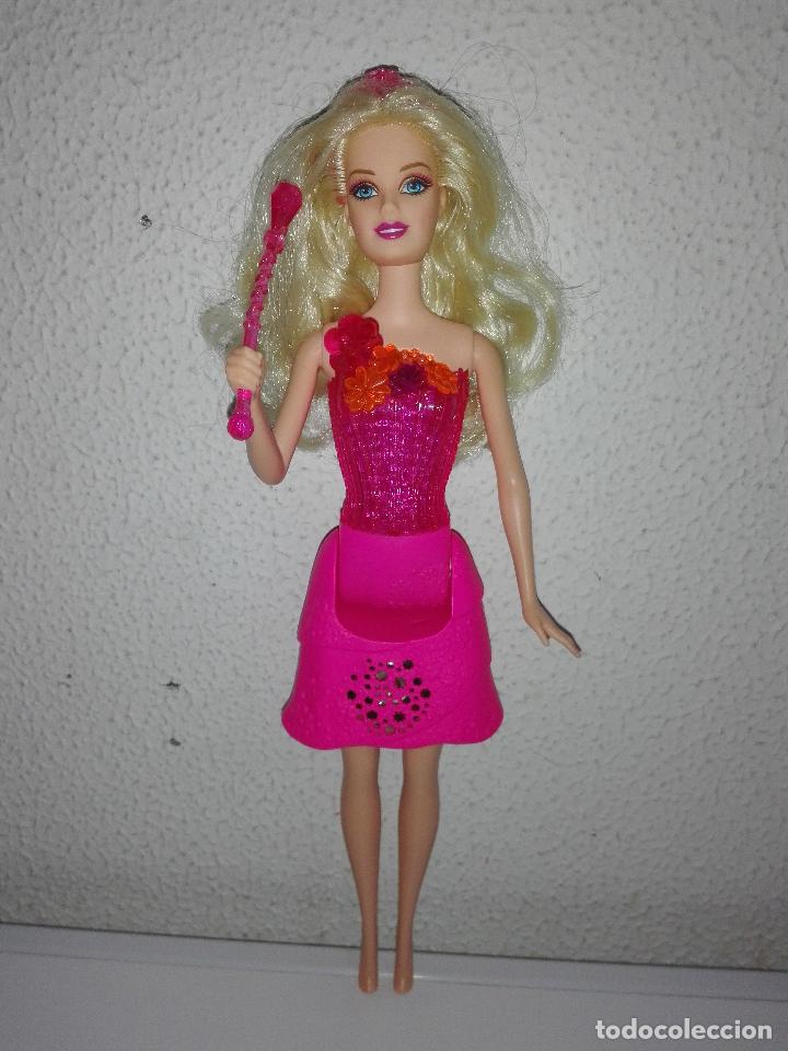 Barbie y Ken: Mu&ntilde;eca barbie con mecanismo cpr - Foto 4