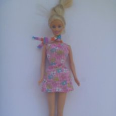 Barbie y Ken: FIGURA ARTICULADA DE BARBIE. 1998
