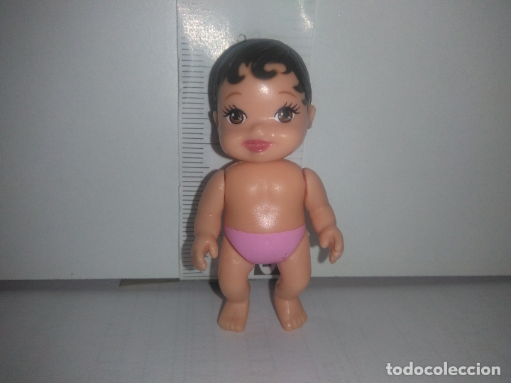 Barbie y Ken: Mu&ntilde;eco bebe de mu&ntilde;eca barbie cpp2 - Foto 1