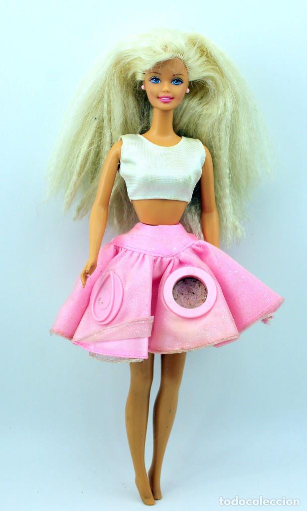 twirlin make up barbie