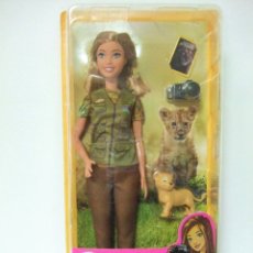 Barbie y Ken: BARBIE NATIONAL GEOGRAPHIC QUIERO SER FOTÓGRAFA MATTEL FIGURA MUÑECA LEON JUGUETE ANIMAL REVISTA