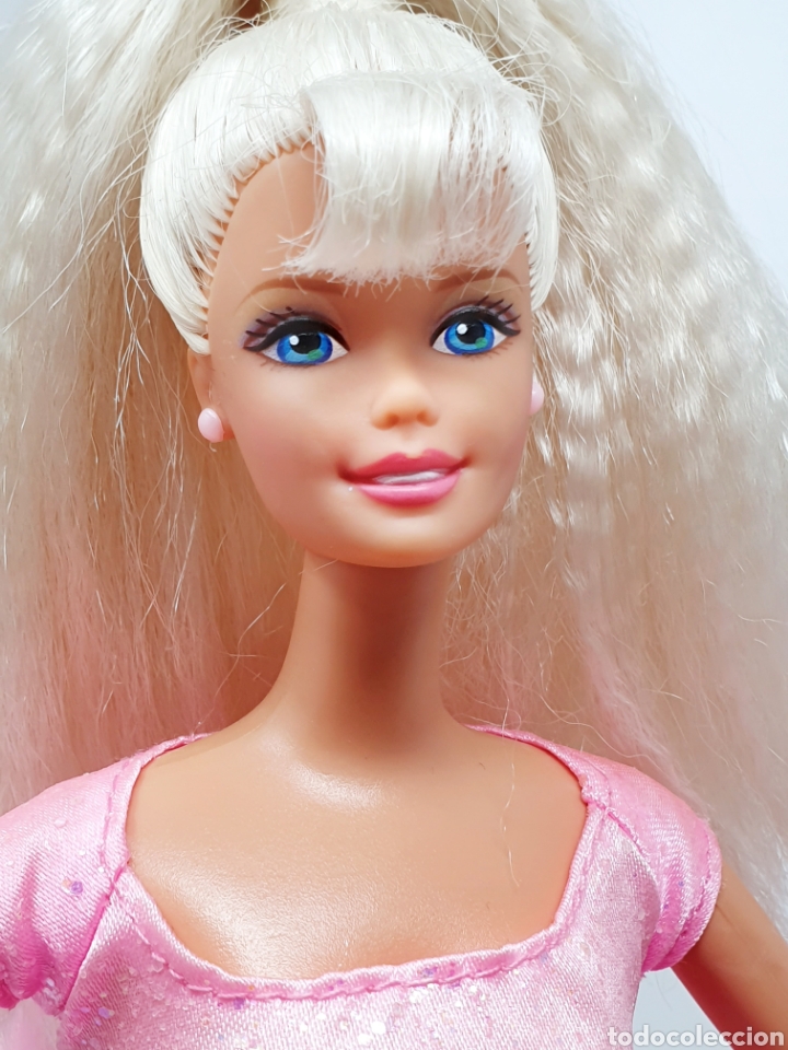 twirling makeup barbie