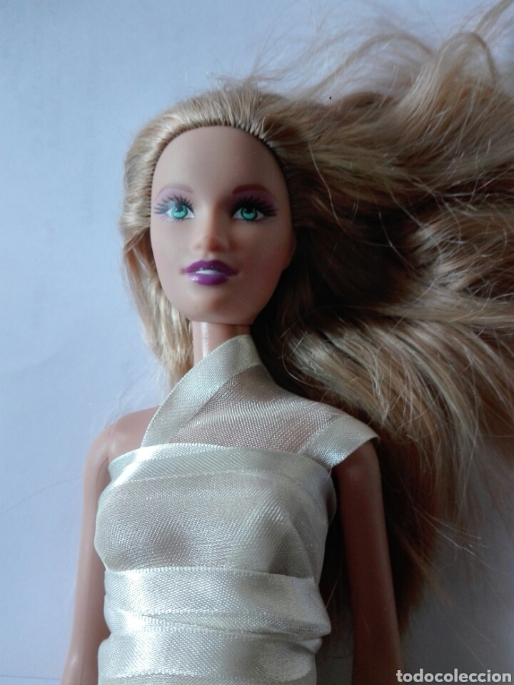 Barbie y Ken: MU&Ntilde;ECA BARBIE VERSION 1999. SIN VESTIDO - Foto 2