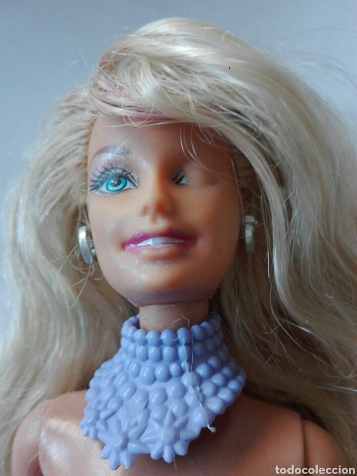 Barbie y Ken: MU&Ntilde;ECA BARBIE VERSION 1999. DETERIORADA,PARA PIEZAS - Foto 2