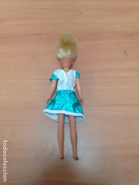 Barbie y Ken: ANTIGUA MU&Ntilde;ECA BARBIE - Foto 2