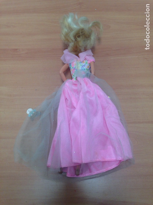 Barbie y Ken: ANTIGUA MU&Ntilde;ECA BARBIE - Foto 2