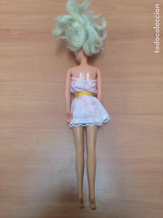 Barbie y Ken: ANTIGUA MU&Ntilde;ECA BARBIE - Foto 2