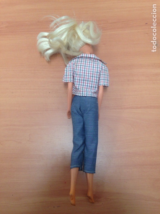 Barbie y Ken: ANTIGUA MU&Ntilde;ECA BARBIE - Foto 2