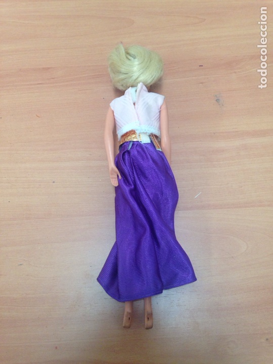 Barbie y Ken: ANTIGUA MU&Ntilde;ECA BARBIE - Foto 2