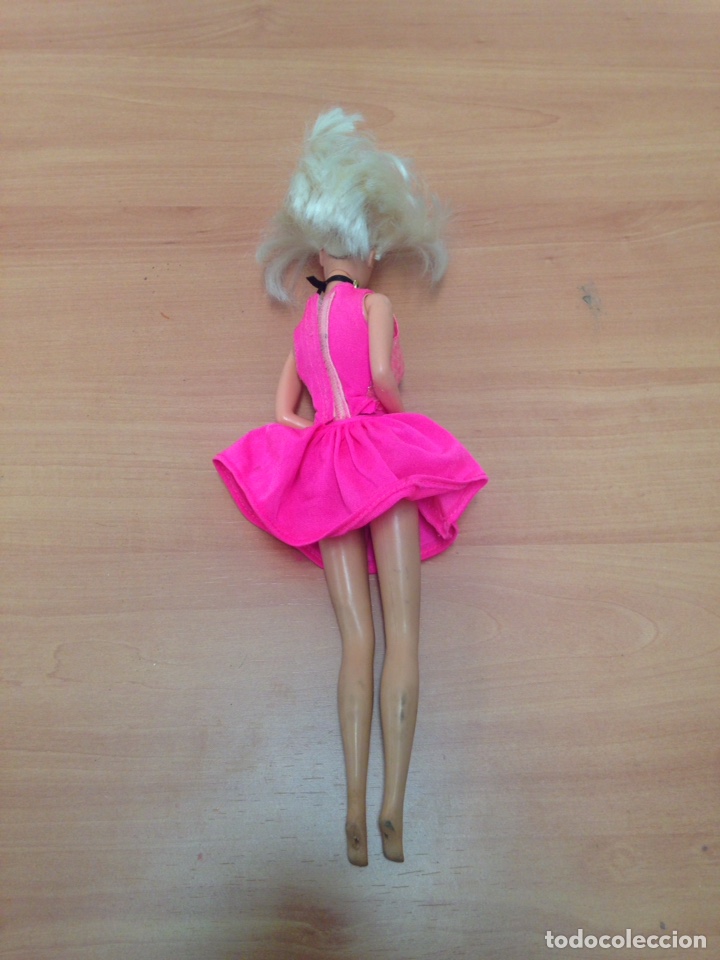 Barbie y Ken: ANTIGUA MU&Ntilde;ECA BARBIE - Foto 2