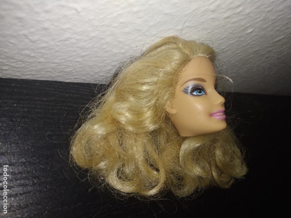 Barbie y Ken: Cabeza de mu&ntilde;eca Barbie - Foto 3