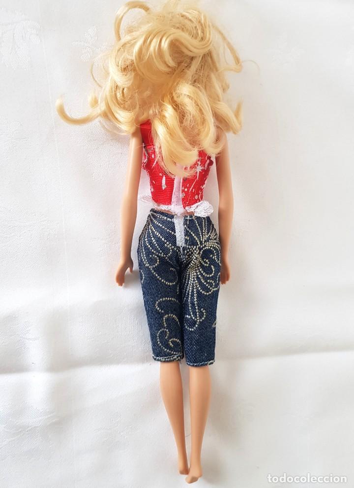 Barbie y Ken: Barbie Mattel. Torso 2010. Nuca 1999. - Foto 3