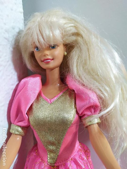Barbie y Ken: mu&ntilde;eca Barbie rubia mattel - Foto 1