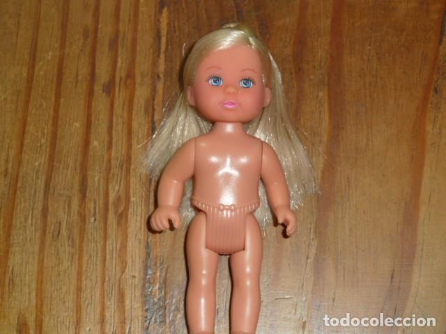 Barbie y Ken: Mu&ntilde;eca tipo Shelly. Simba - Foto 4