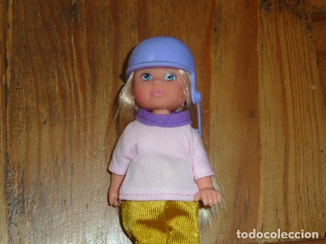 Barbie y Ken: Mu&ntilde;eca tipo Shelly. Simba - Foto 7
