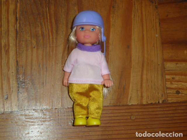 Barbie y Ken: Mu&ntilde;eca tipo Shelly. Simba - Foto 10