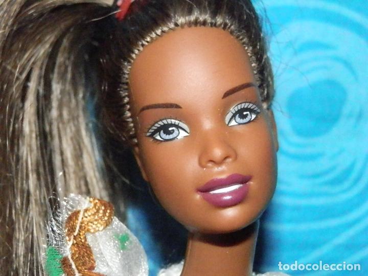 Barbie y Ken: MU&Ntilde;ECA BARBIE NEGRA 1990 EN NUCA - Foto 2