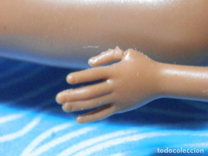 Barbie y Ken: MU&Ntilde;ECA BARBIE NEGRA 1990 EN NUCA - Foto 7