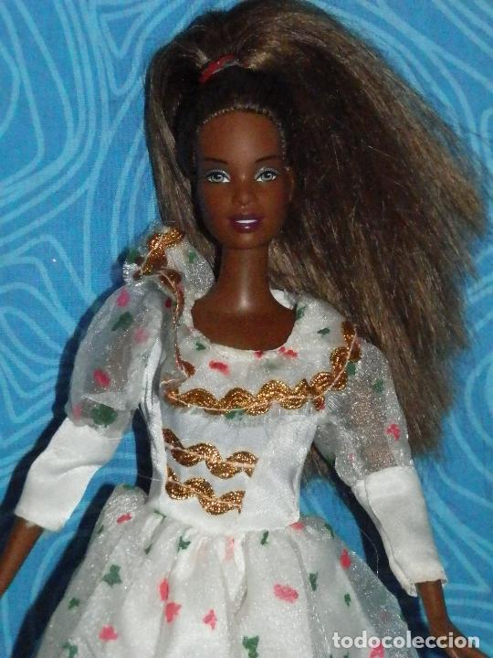 Barbie y Ken: MU&Ntilde;ECA BARBIE NEGRA 1990 EN NUCA - Foto 13