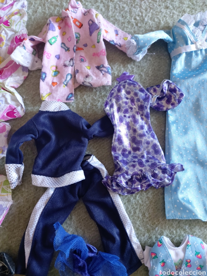Barbie y Ken: Lote ropa Barbie - Foto 3