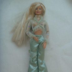 Barbie y Ken: FIGURA DE BARBIE . DETRAS PONE MATTEL INC 1991 CHINA